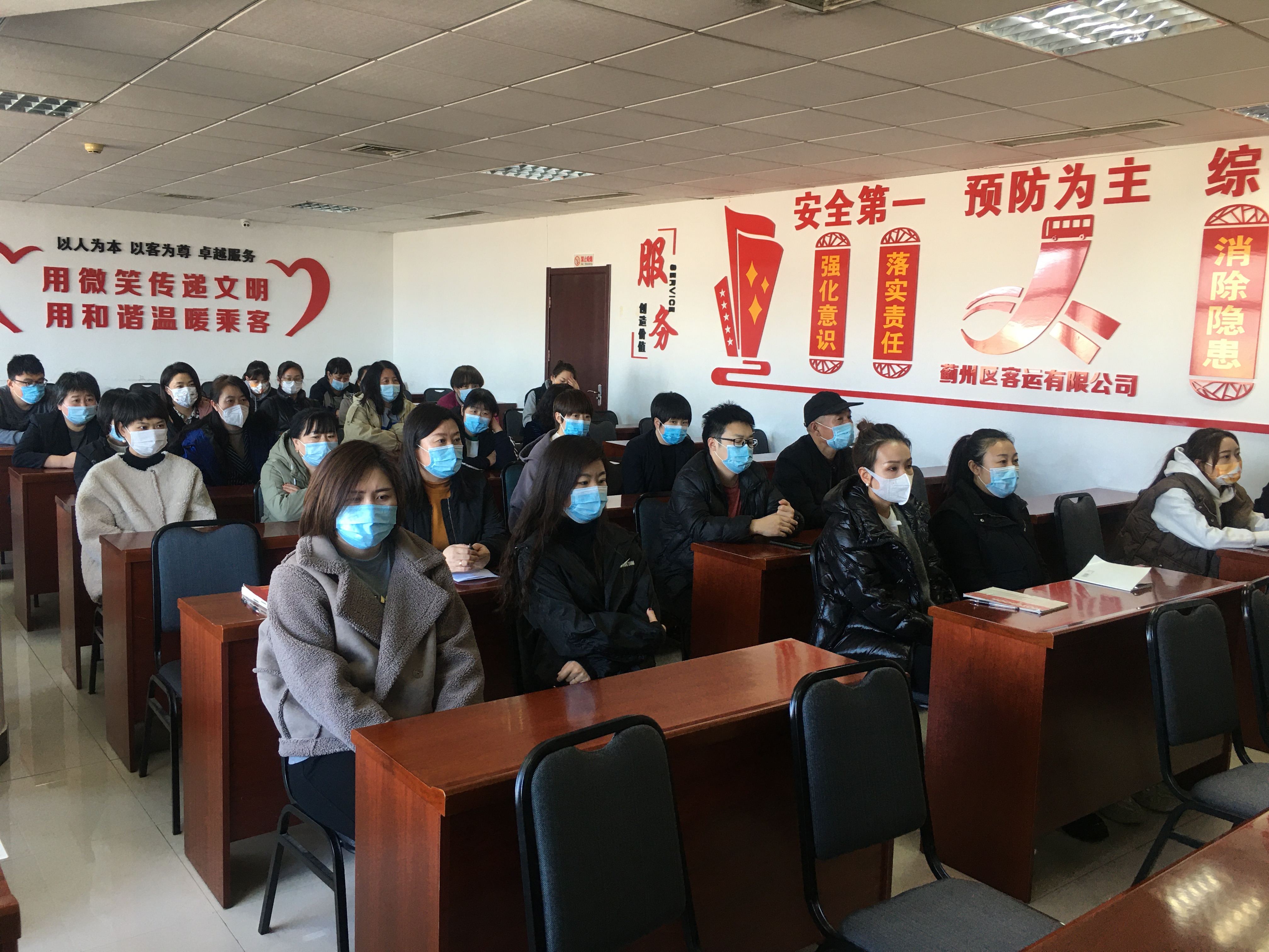 40533536.jpg 40533536.jpg