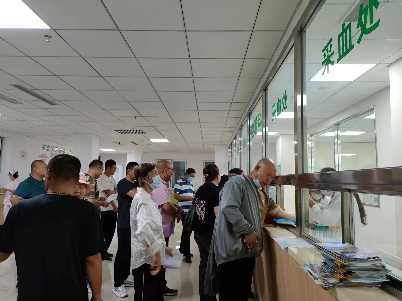 66112202.jpg 66112202.jpg